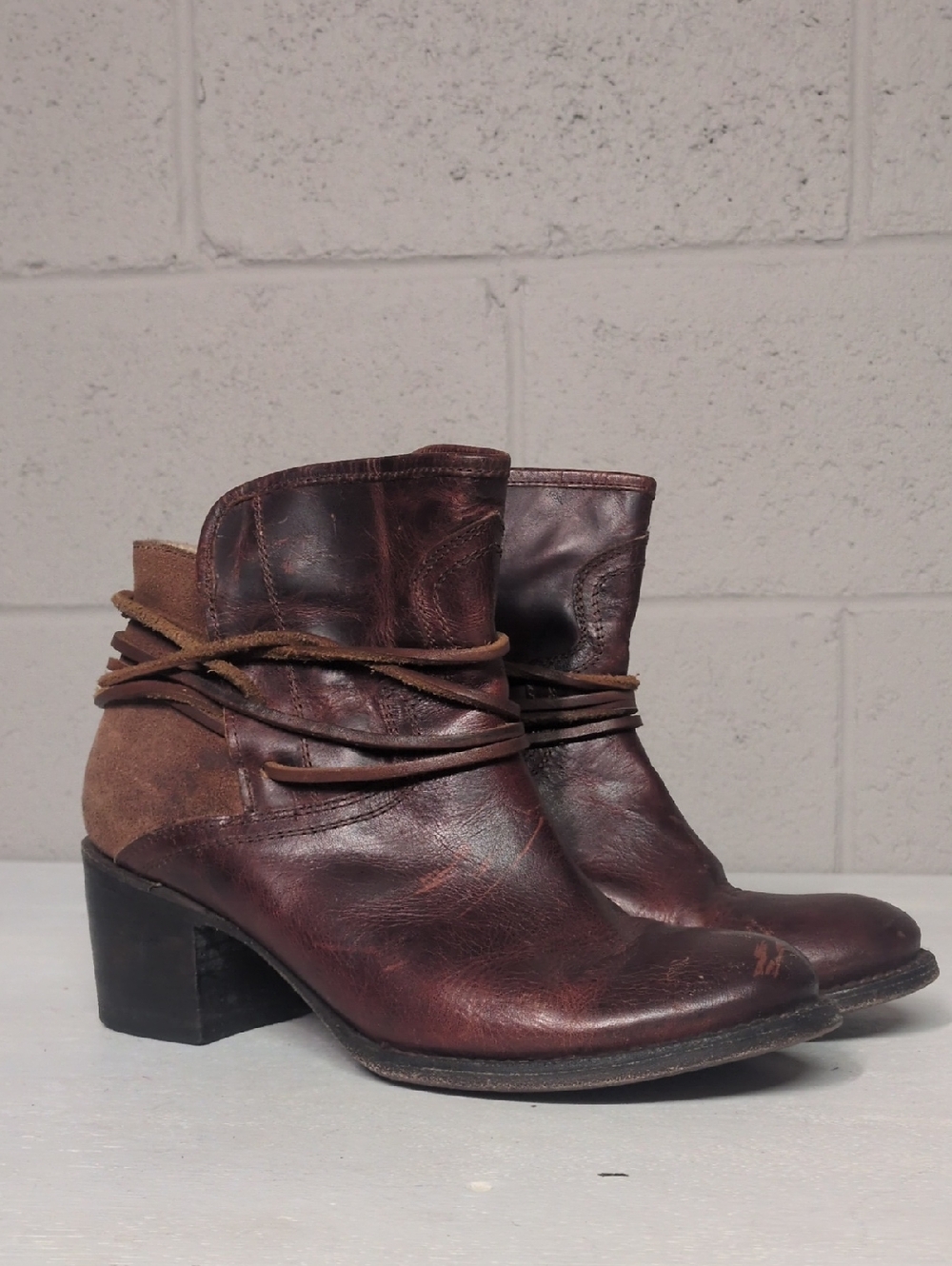 Freebird By Steven Casey Lace Tie Leather Ankle Brown Cognac Bootie, Size 10 - Picture 5 of 15